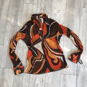 Mexx 70s and Emilio Pucci inspired pleated blouse